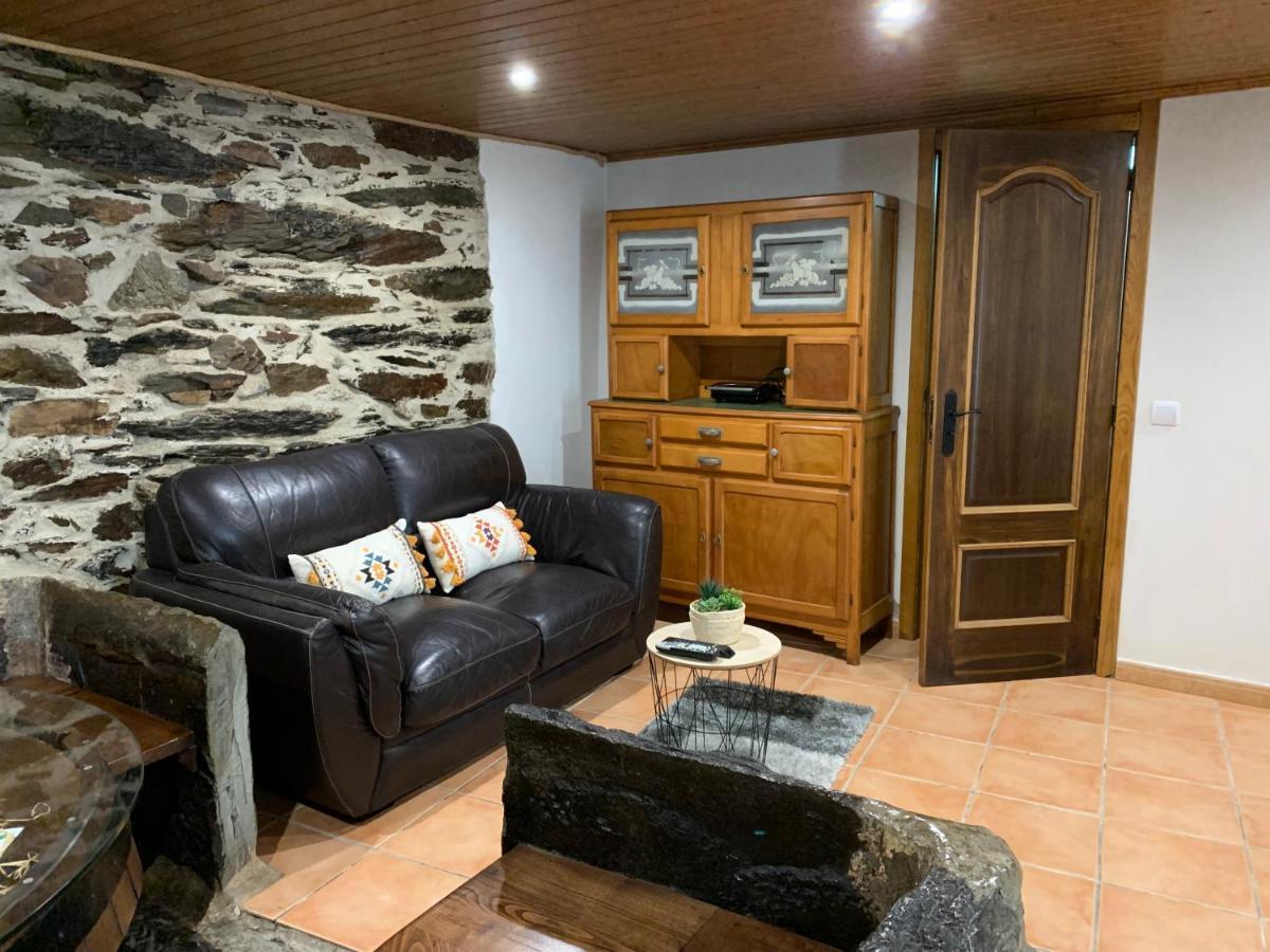 فيلا "Casa Do Avo Patricio" Mountain Experience Parada  المظهر الخارجي الصورة