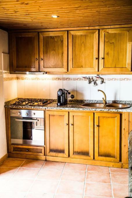 فيلا "Casa Do Avo Patricio" Mountain Experience Parada  المظهر الخارجي الصورة